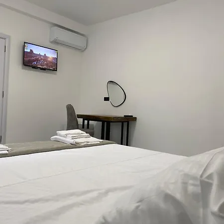 בית הארחה Casa Del Sol פוגרדץ