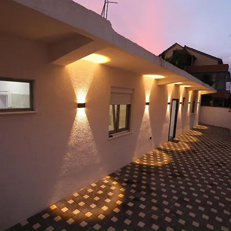 Casa Del Sol בית הארחה